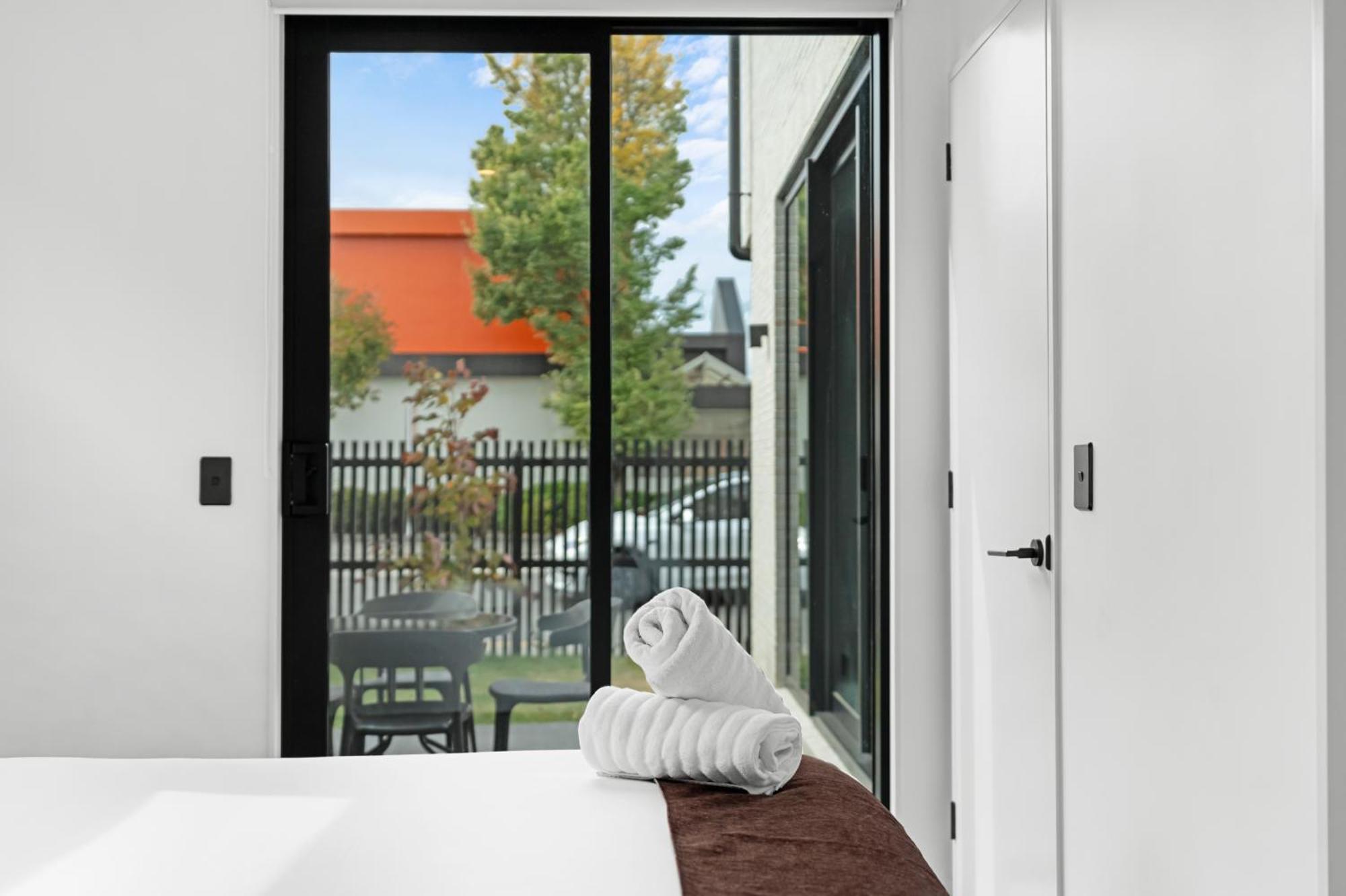 Deluxe Downtown Residence 3 Bed 3 Bath クライストチャーチ エクステリア 写真